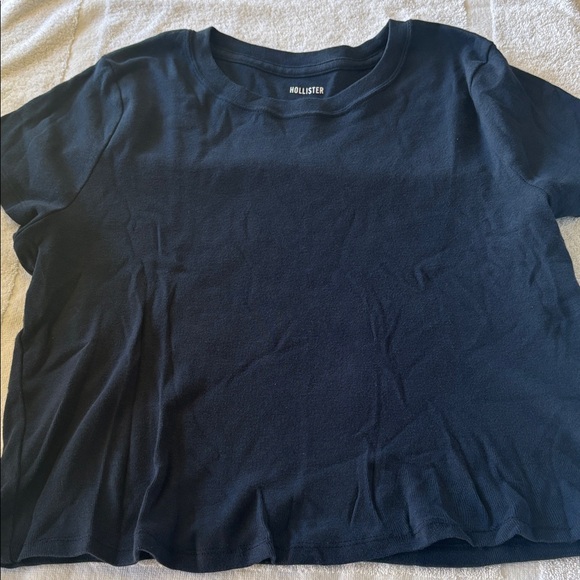 Hollister Tops - Hollister Short Sleeve Navy Crew Tee